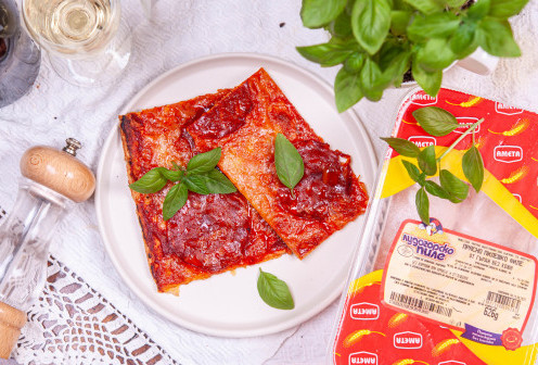 Протеинова пица с блат от пилешко месо