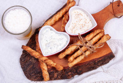 Гризини с кашкавал