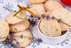 Бисквити с лимон и лавандула